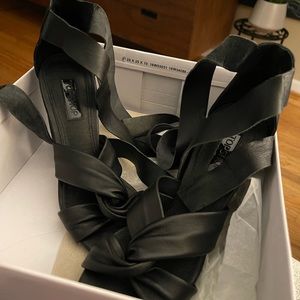 Rosetta Black Heel